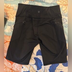 NWOT Athleta Black Performance Biker Shorts Size XS